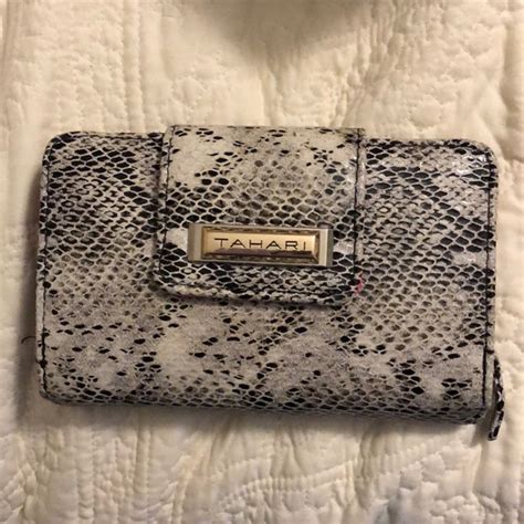 poshmark wallets